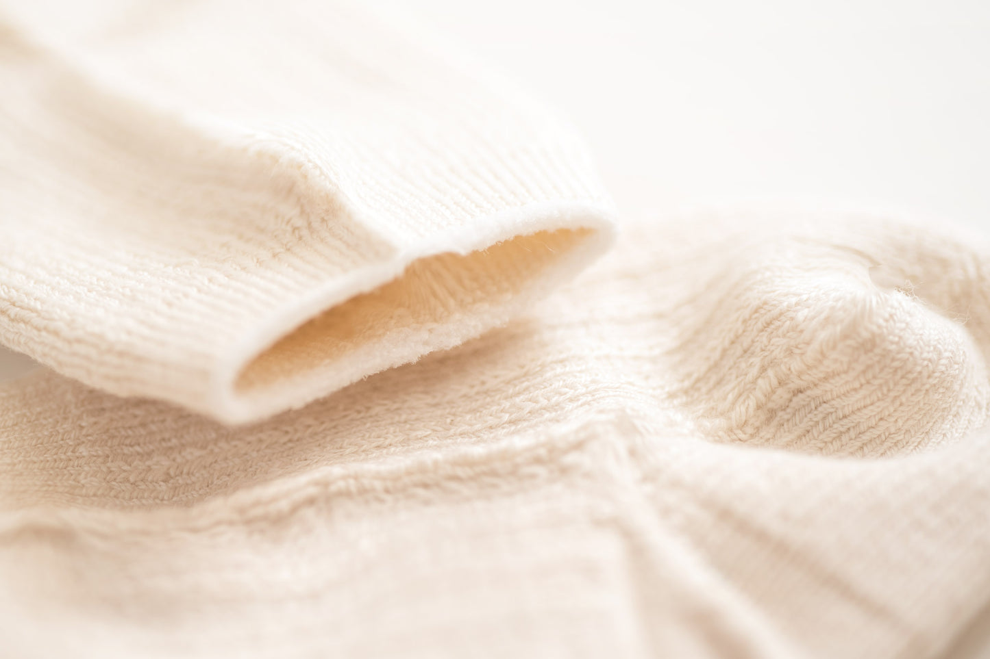 Babysocken aus Baumwolle natur